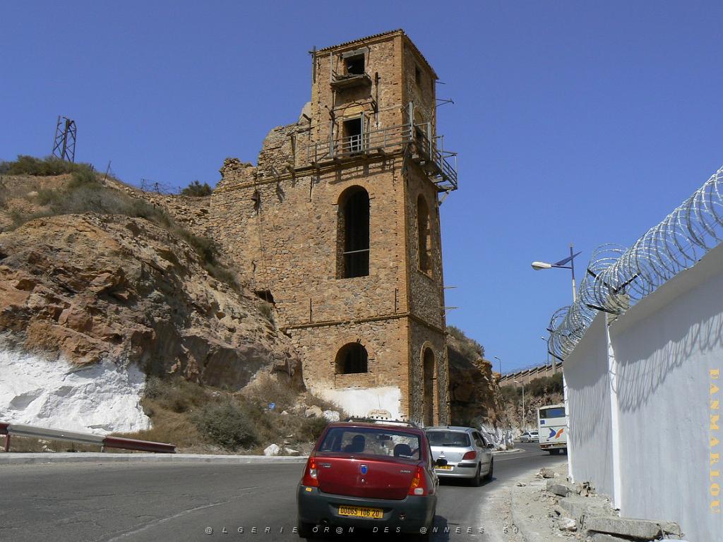 MERS EL KEBIR 2009 avant l'escargot apres mers el Kebir .jpg